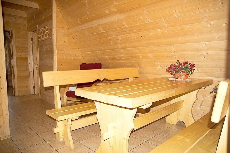 Hacjenda - Apartamenty I Pokoje Goscinne Czarna Góra Zimmer foto